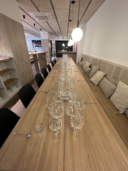 JONCAKE | & Wines