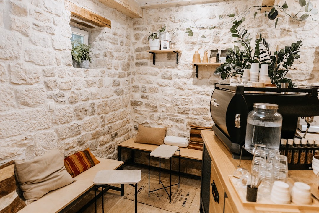 CHI | Specialty Coffee Shop