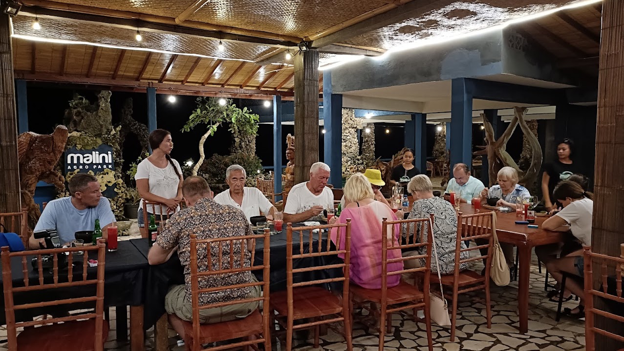 Malini Uluwatu - SEAFOOD & SUNSET
