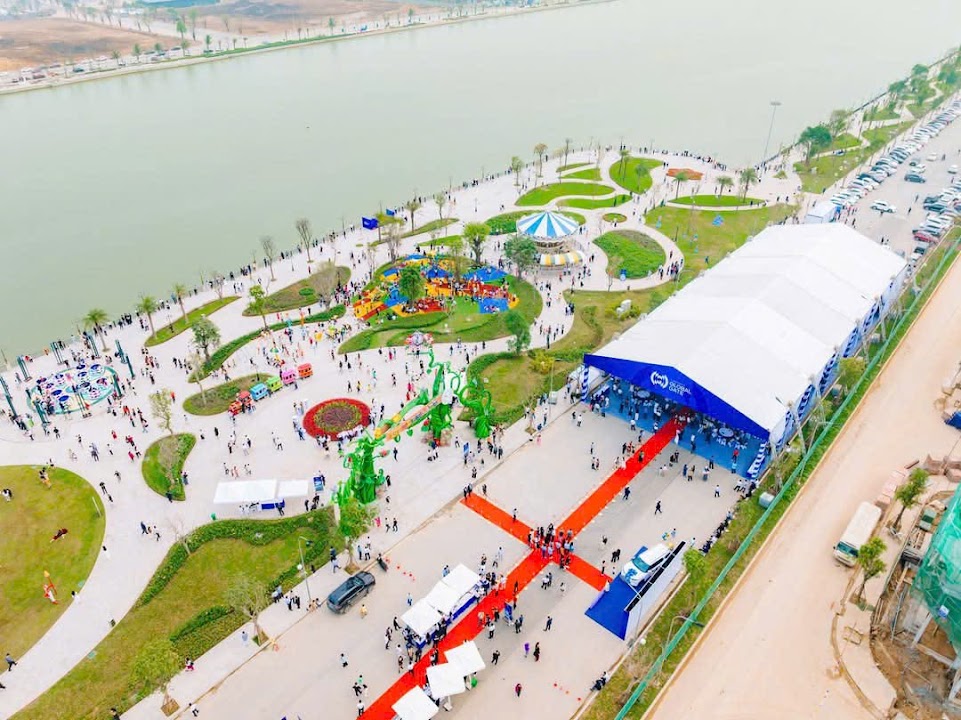 Công Viên Xứ Sở Thần Tiên - VinWonders Global Gate Cổ Loa Đông Anh Hà Nội