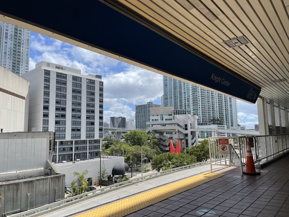 Knight Center Metromover Station