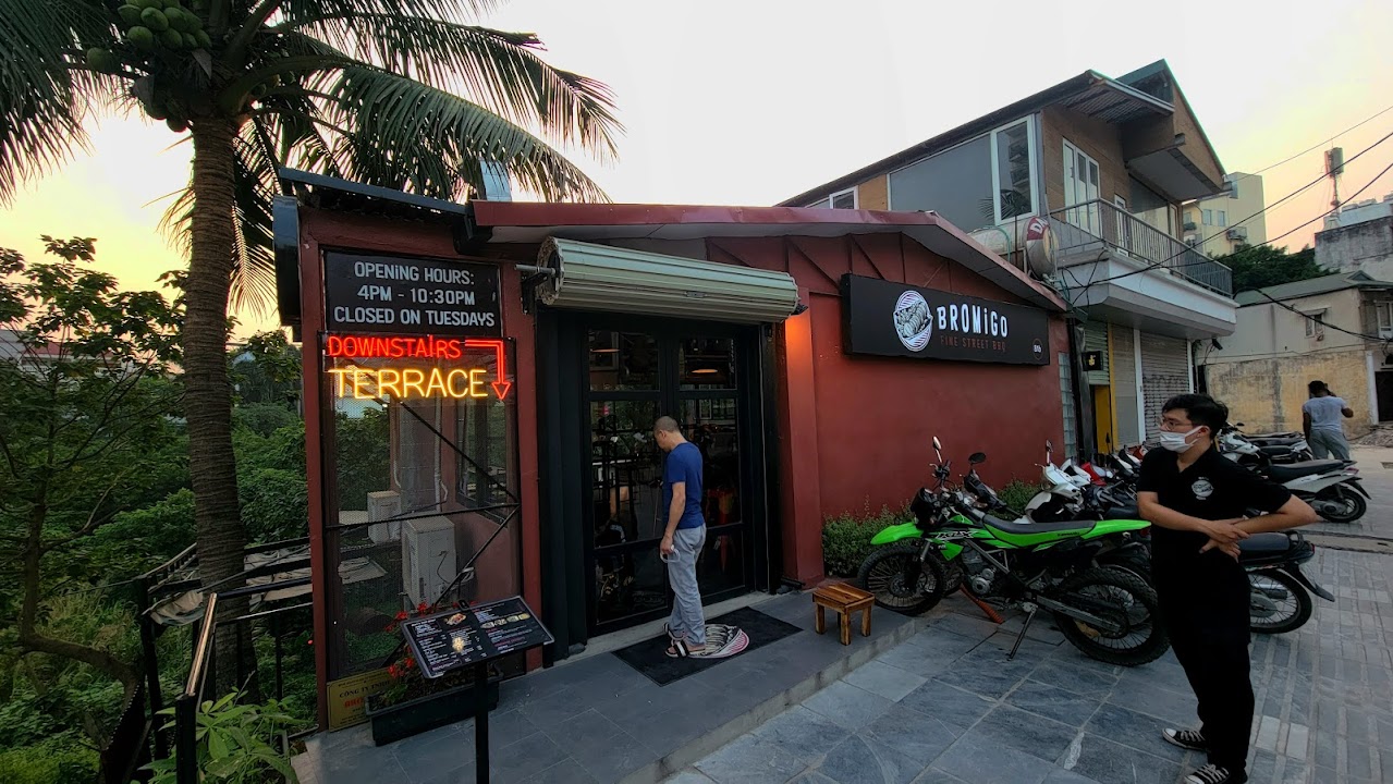 Bromigo Fine Street BBQ