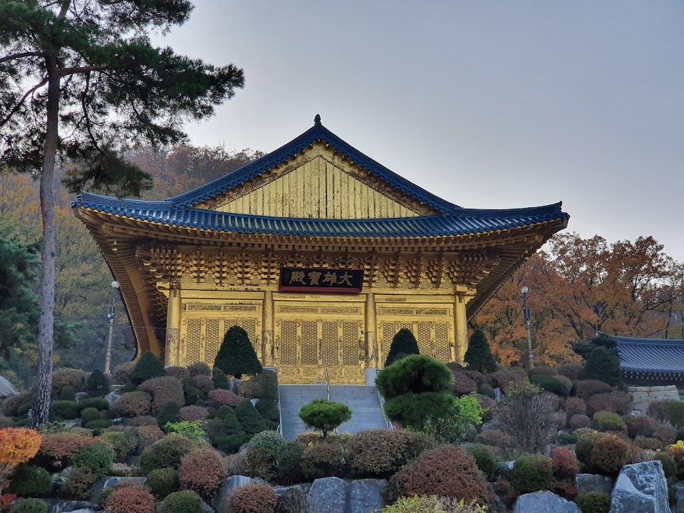Suguksa Temple