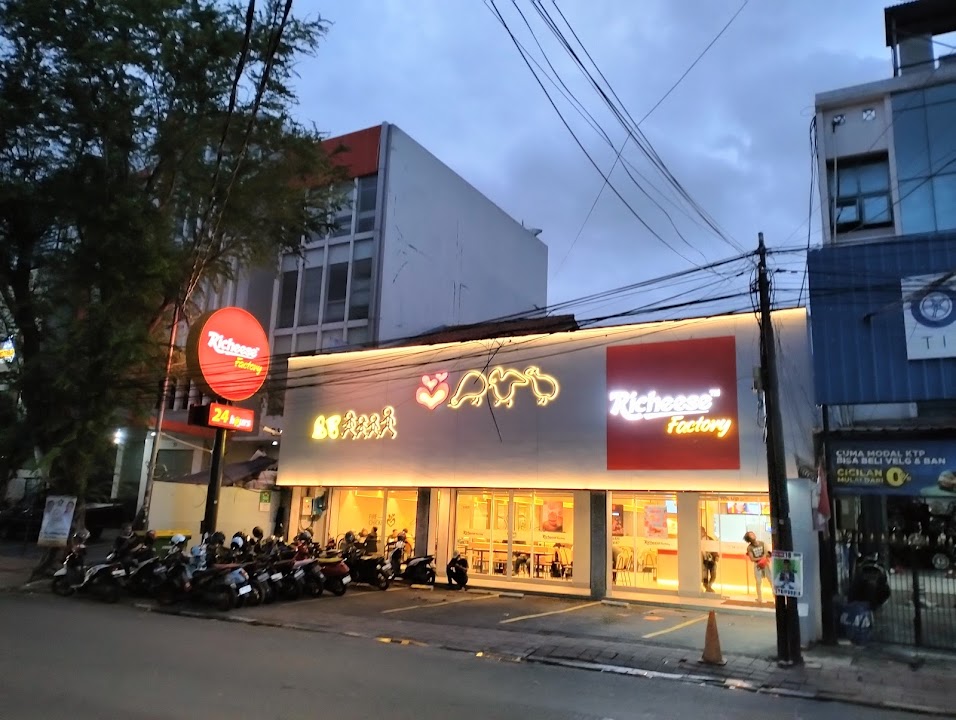 Richeese Factory Bendungan Hilir
