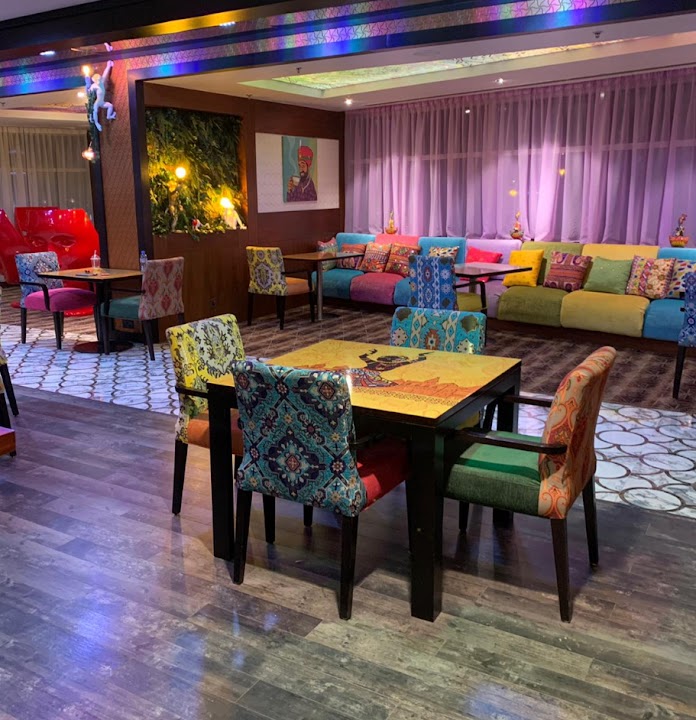 The Curry House - Indian cuisine restaurant