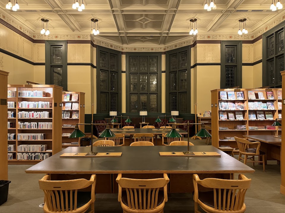 Bibliothèque publique de Westmount | Westmount Public Library