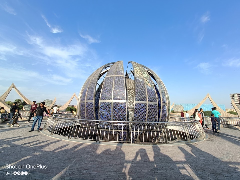 Nirankari Sarovar delhi