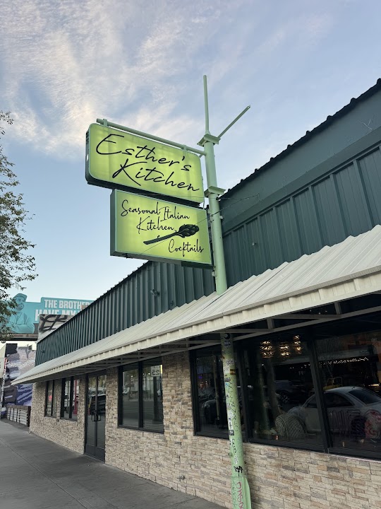 Esther's Kitchen
