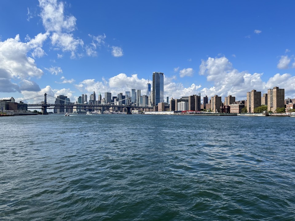 Pier 11 / Wall St.