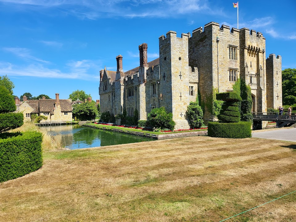 Hever Castle & Gardens