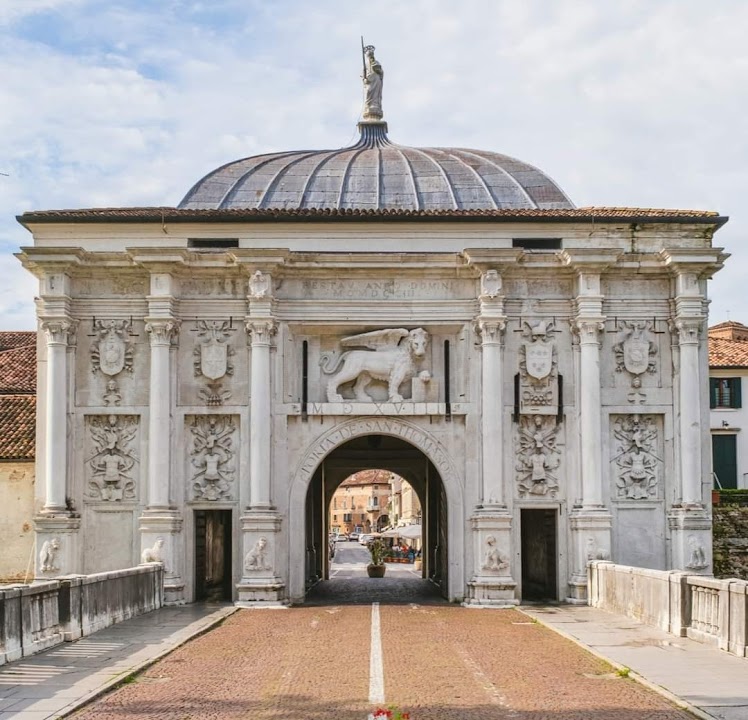 Porta San Tomaso