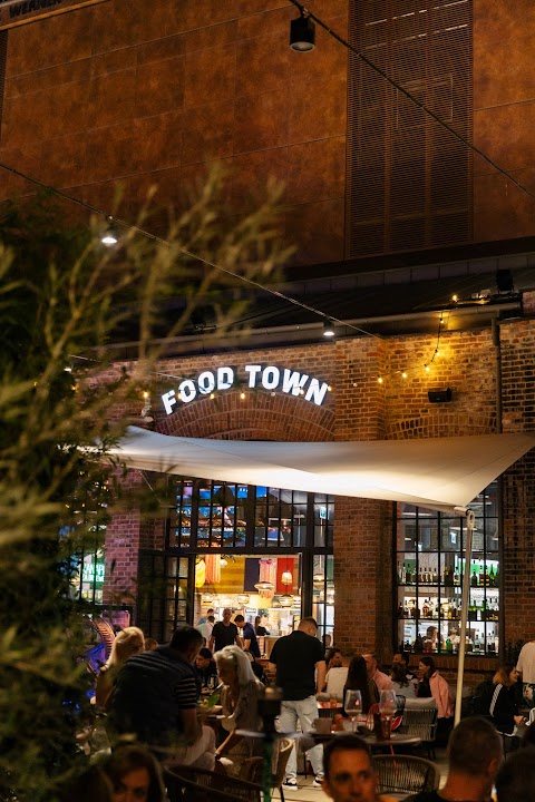 FOOD TOWN
