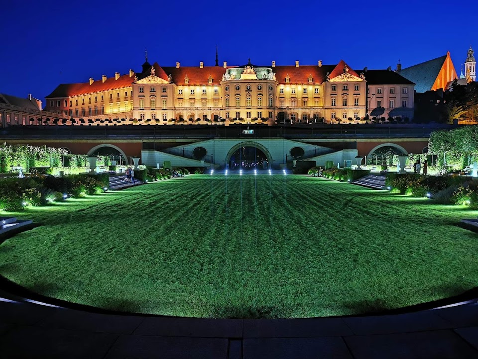 Warsaw Royal Castle Gardens