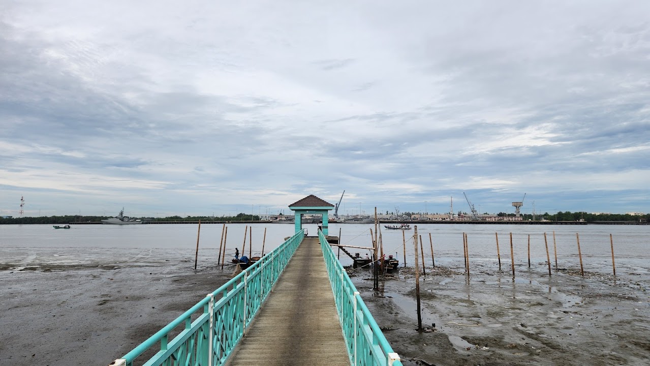 The Chao Phraya River's Mouth Viewpoint