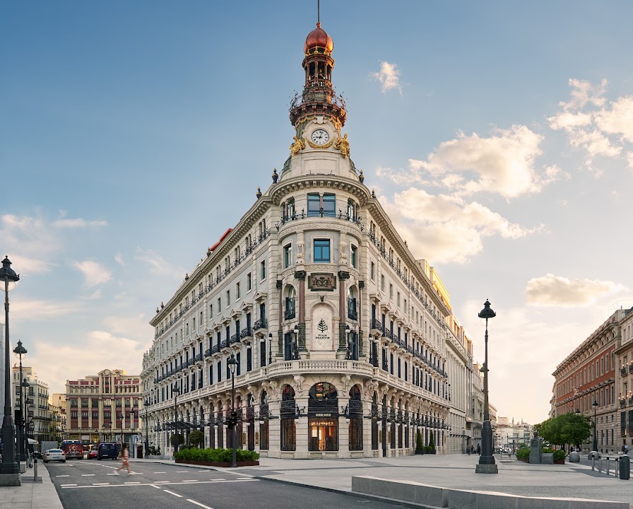 Four Seasons Hotel Madrid — Madrid experience