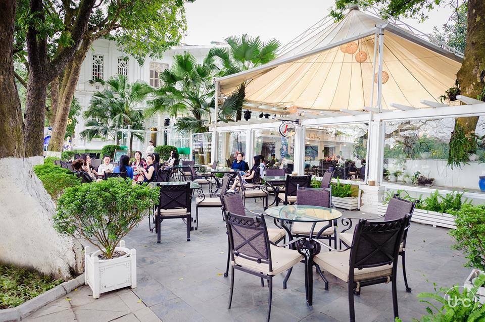 Lục Thủy Restaurant & Lounge