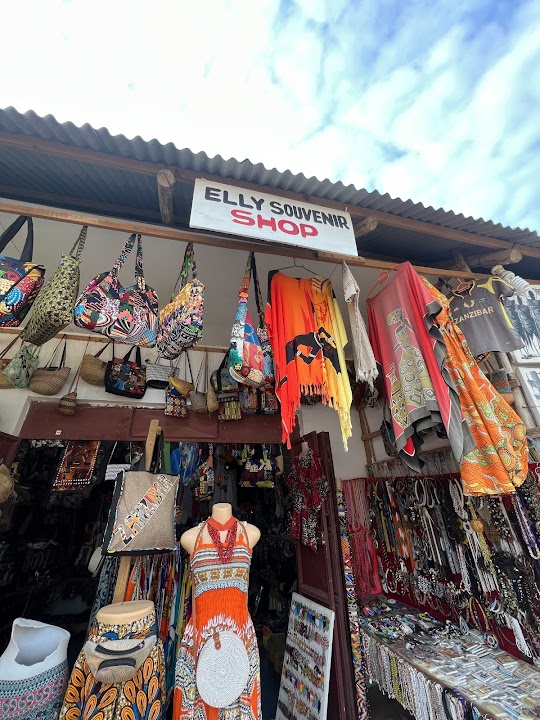 Elly souvenir shop