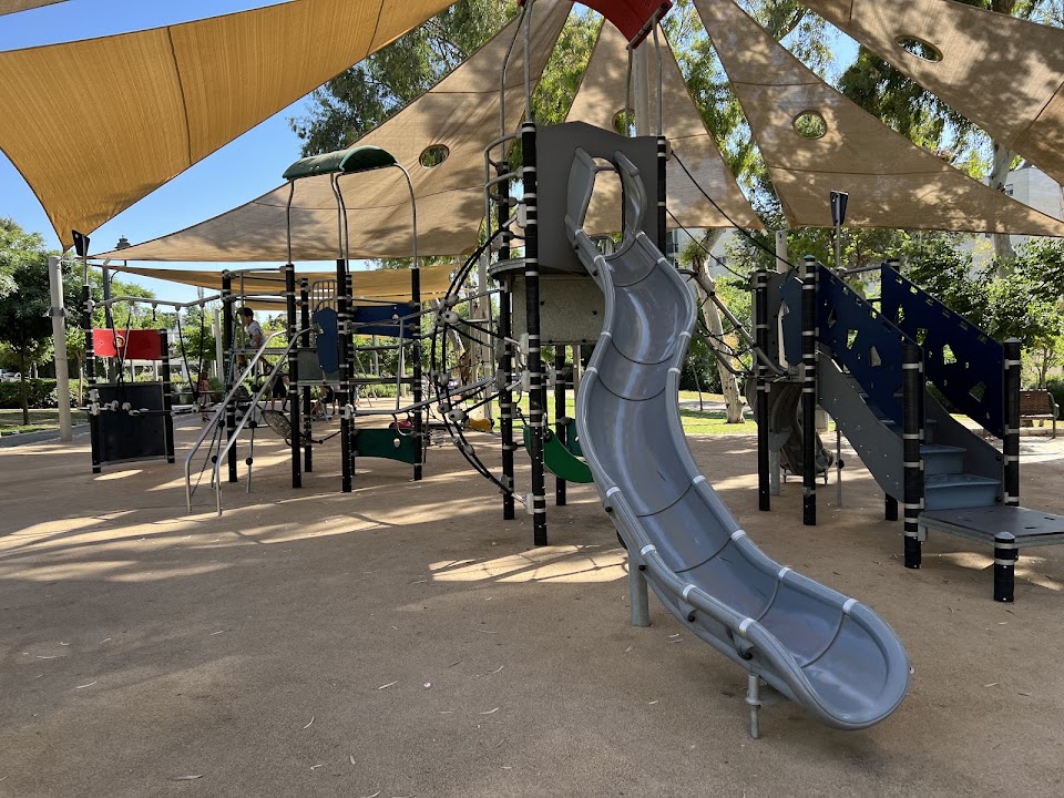 Lifshitz Park
