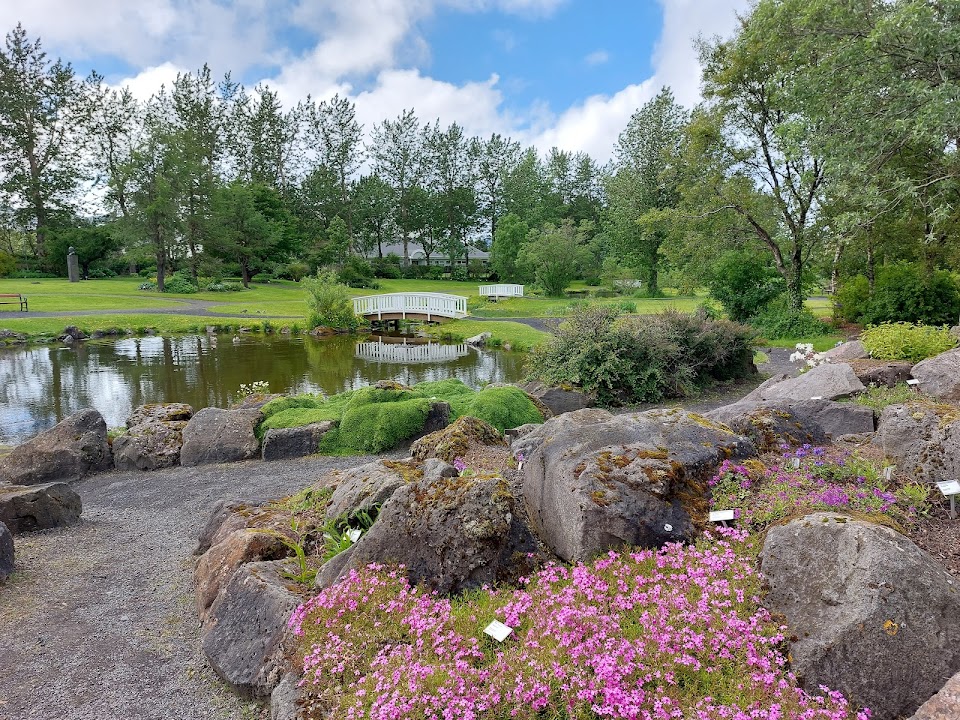 Grasagarður Botanical Garden