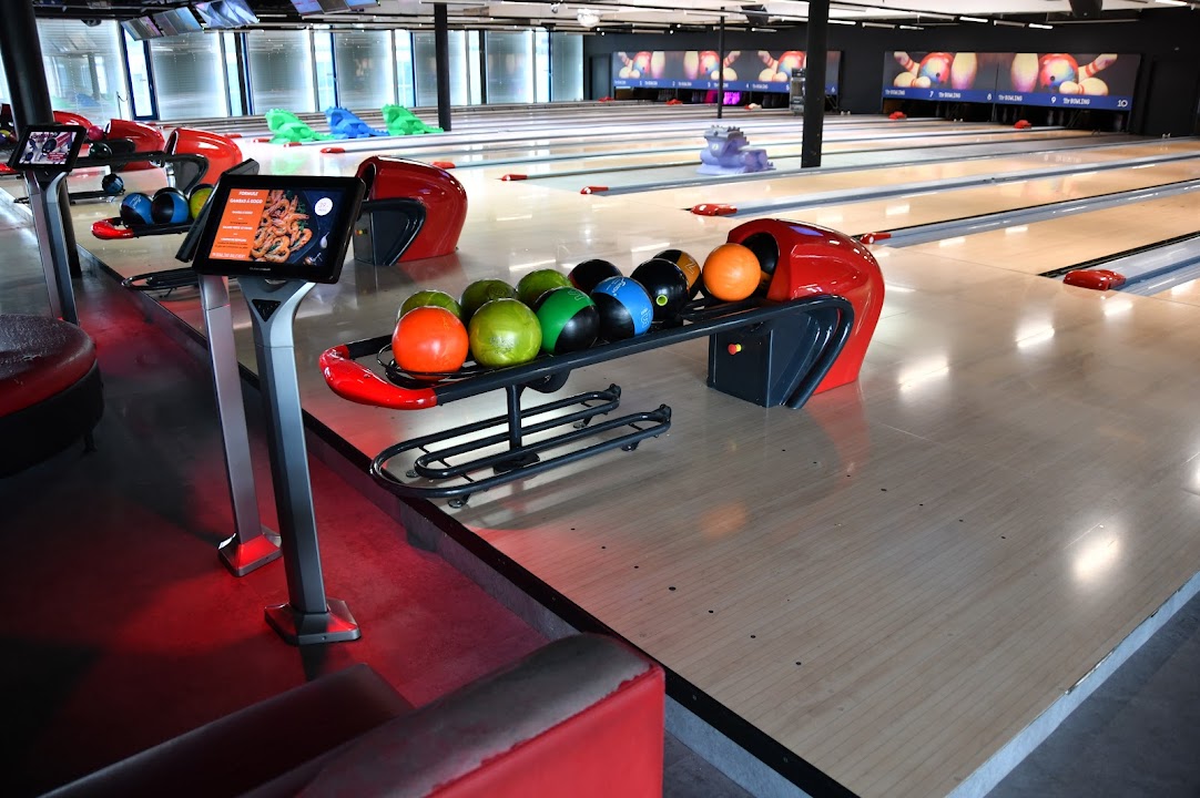 The Bowling Balexert