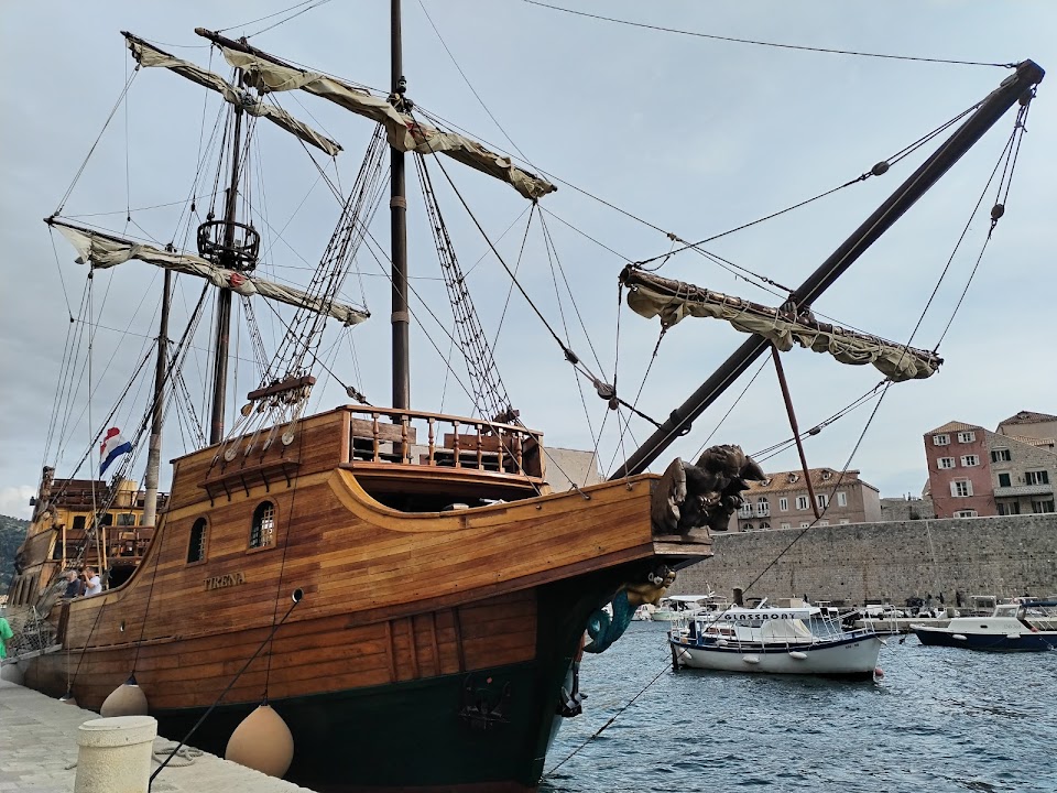 Galleon Tirena