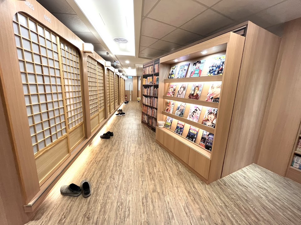 Lee Hwa Hang Internet Café