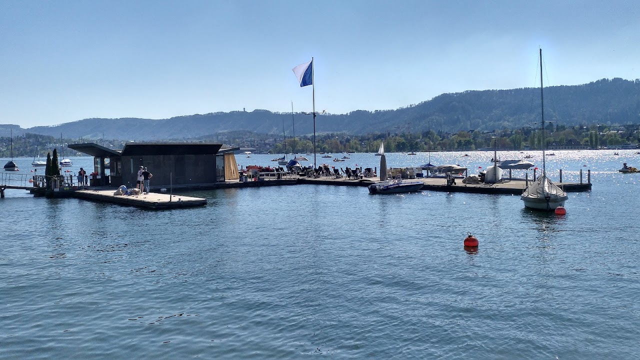 Seebad Utoquai — Zurich experience