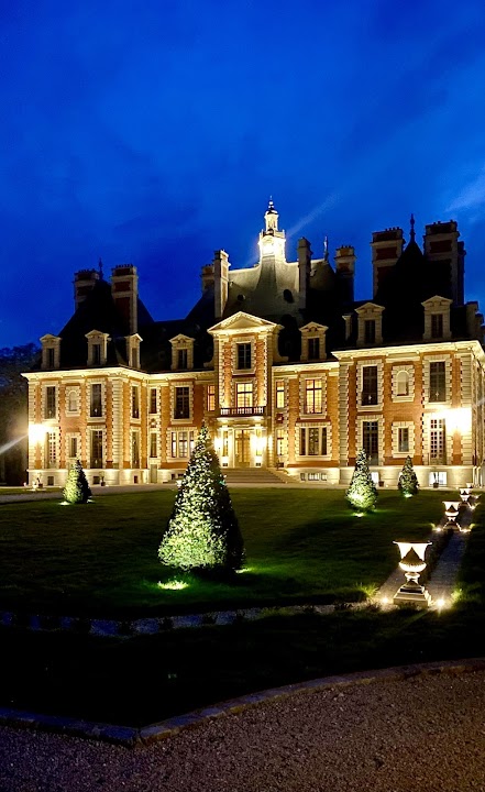 Château De Nainville Les Roches