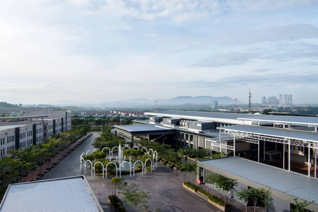 Bangi Avenue Convention Center (BACC)