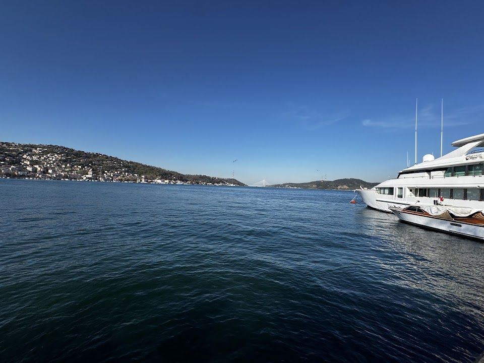 Tarabya sahili
