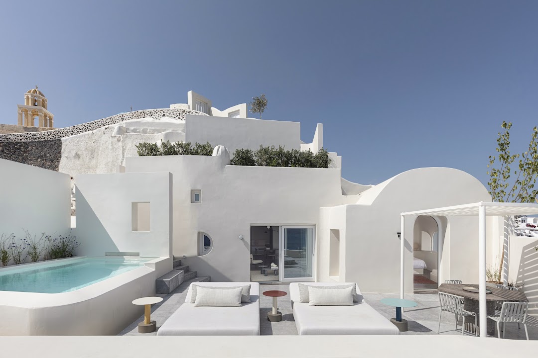 Canaves Oia Suites — Santorini experience