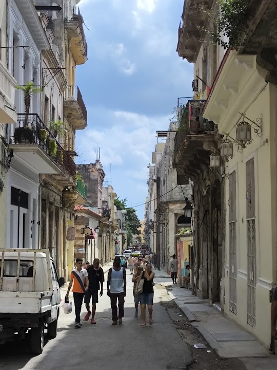 Free Walking Tour Havana — Havana experience