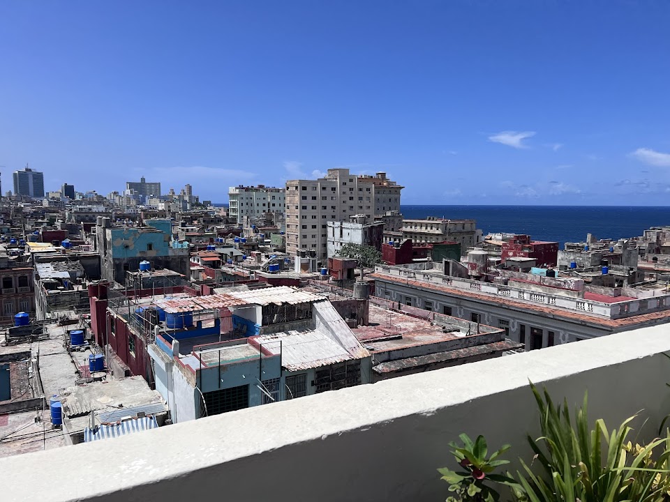 el81 Guesthouse — Havana experience