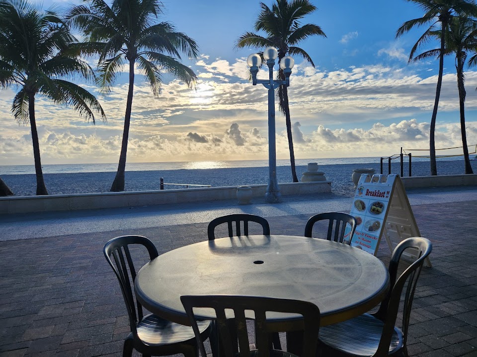 Mamacitas Latin Bar & Grill