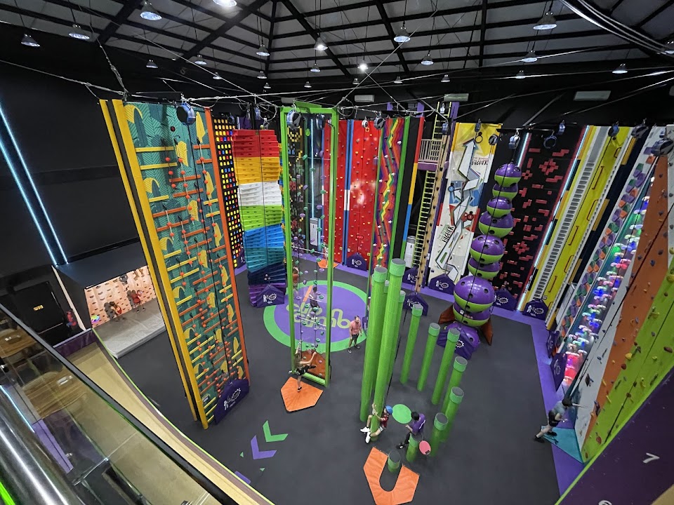 Clip 'n Climb Bali | Climbing & Fun Climbing for everyone — Bali experience