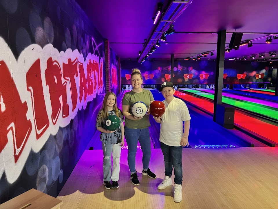 Airtastic Entertainment Centre Kildare - Bowling, Laser Tag, Mini Golf, Soft Play, Amusements, NY Kitchen