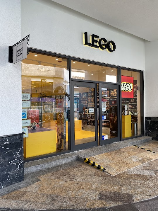 LEGO Store La Isla