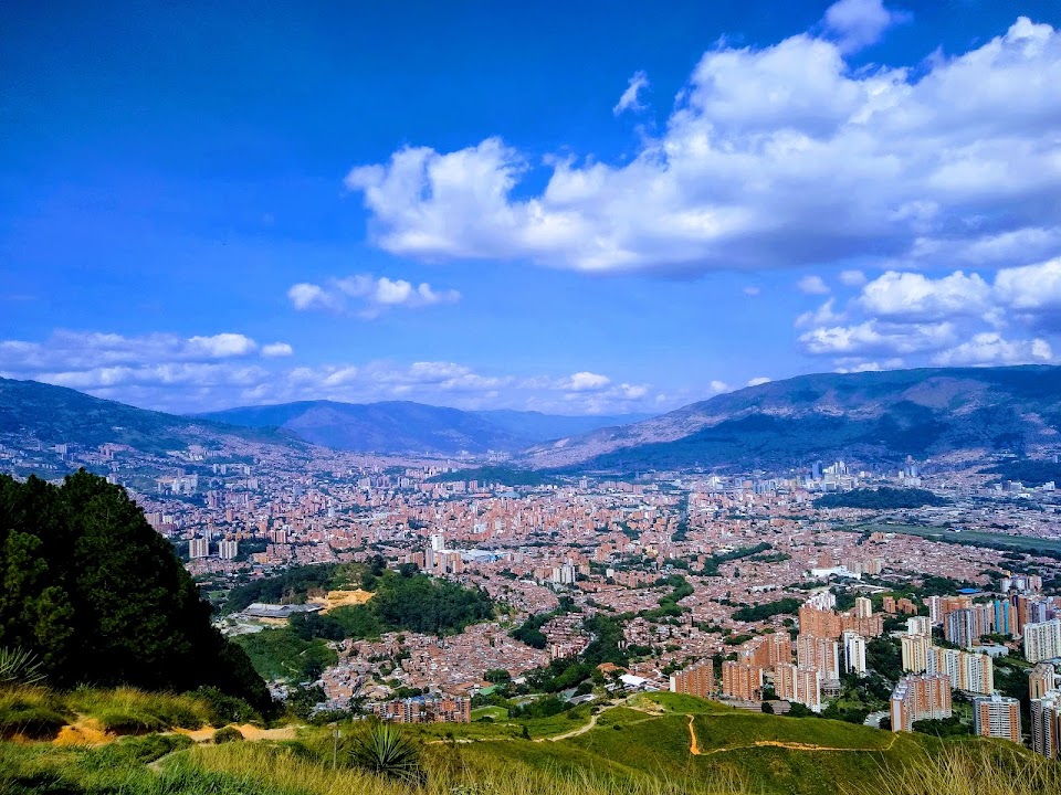 Cerro de las tres cruces