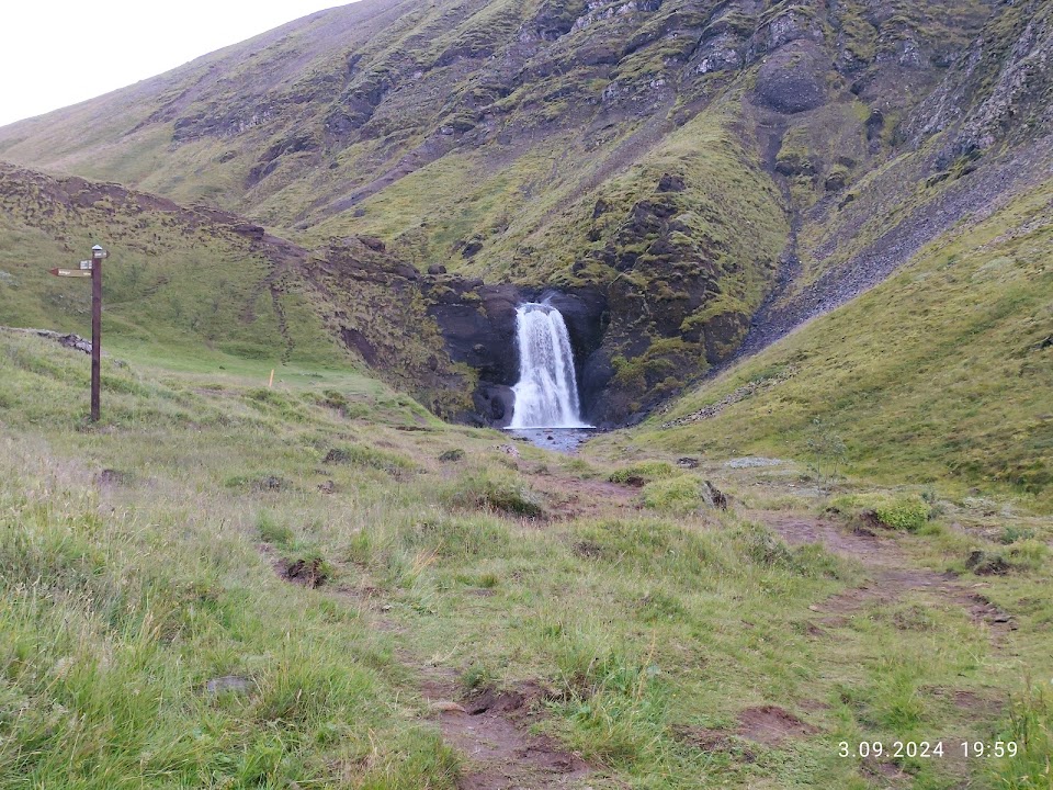 Helgufoss