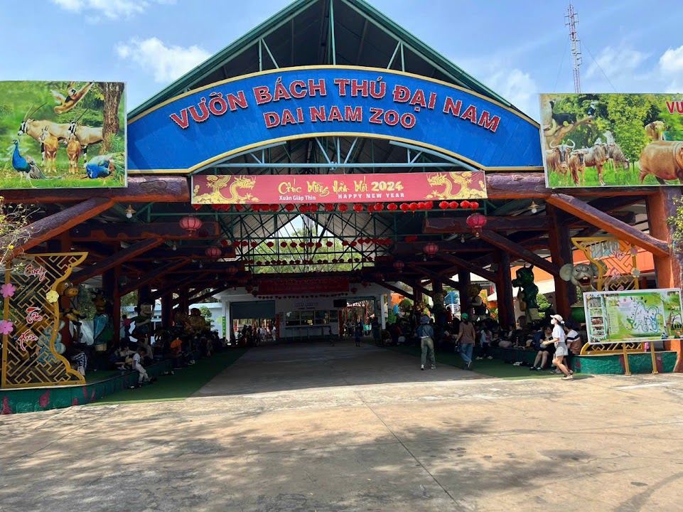 Dai Nam Zoo