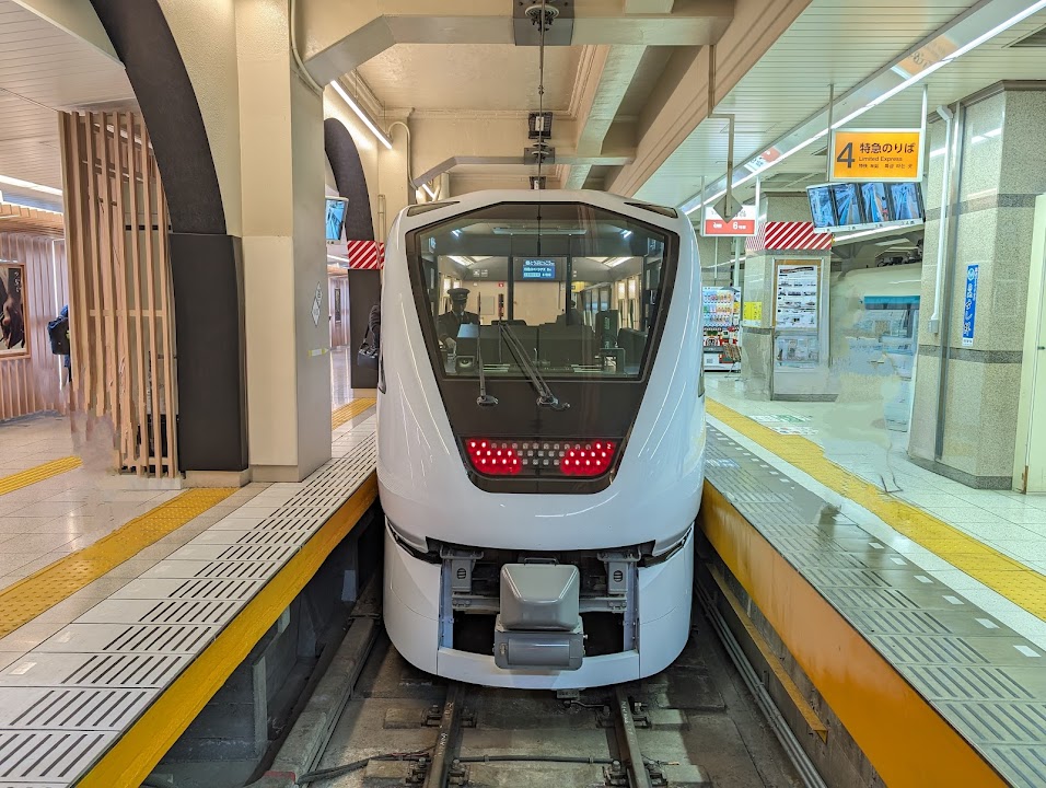 Asakusa Sta.