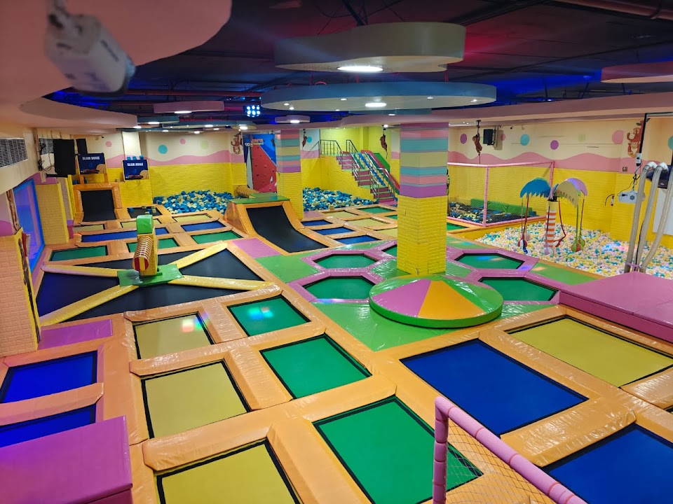 SkyJumper Kids, Noida Modi Mall — Delhi experience