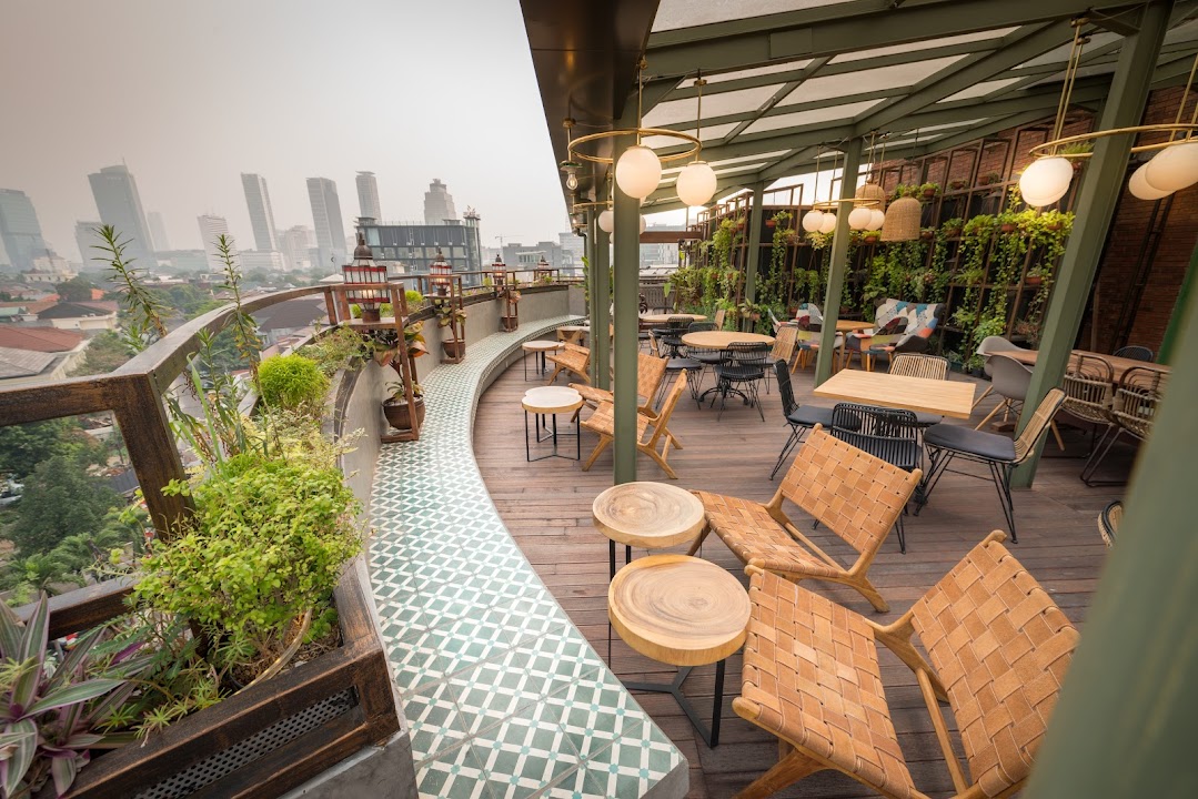 Al Jazeerah Signature Restaurant & Lounge