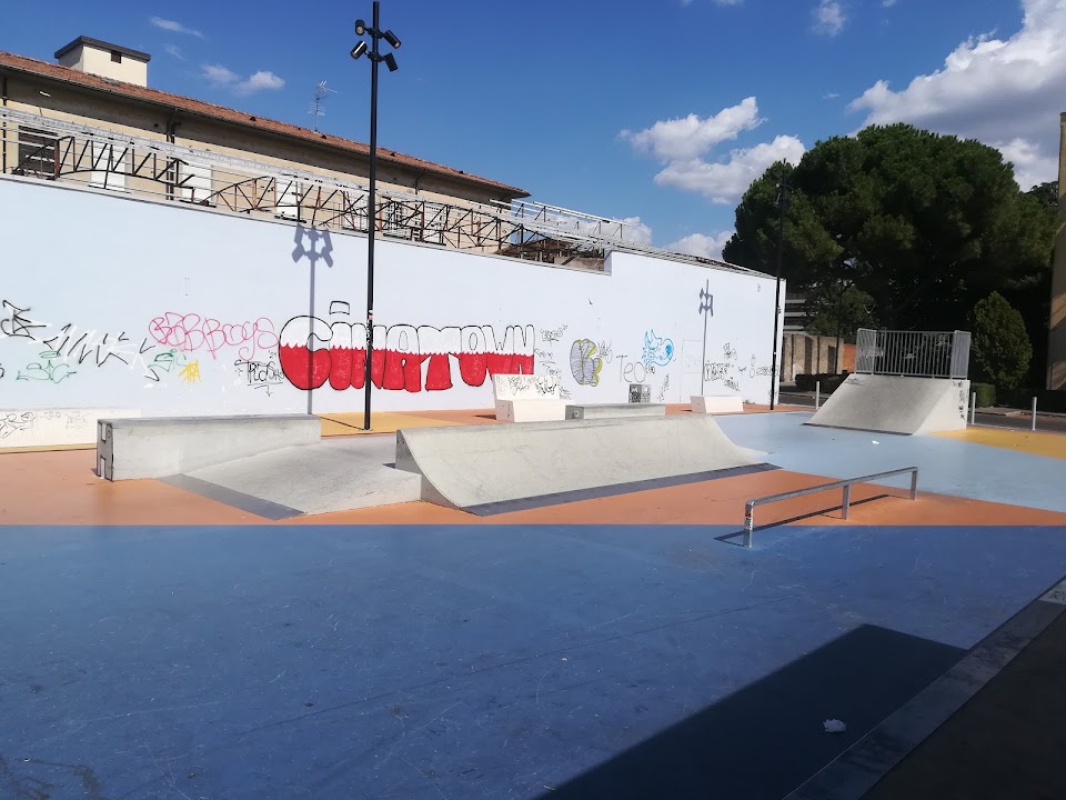 Chinatown Skate Plaza