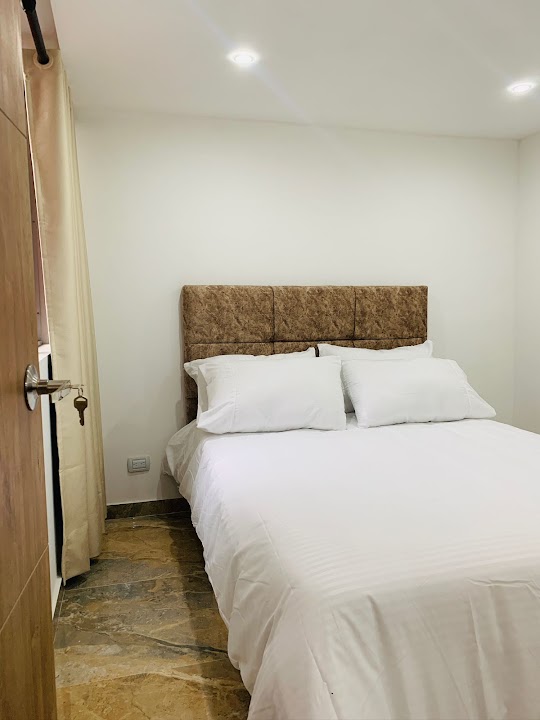 Hotel-Colibrí Dorado by Wonderlust (Alojamiento Cerca al aeropuerto)