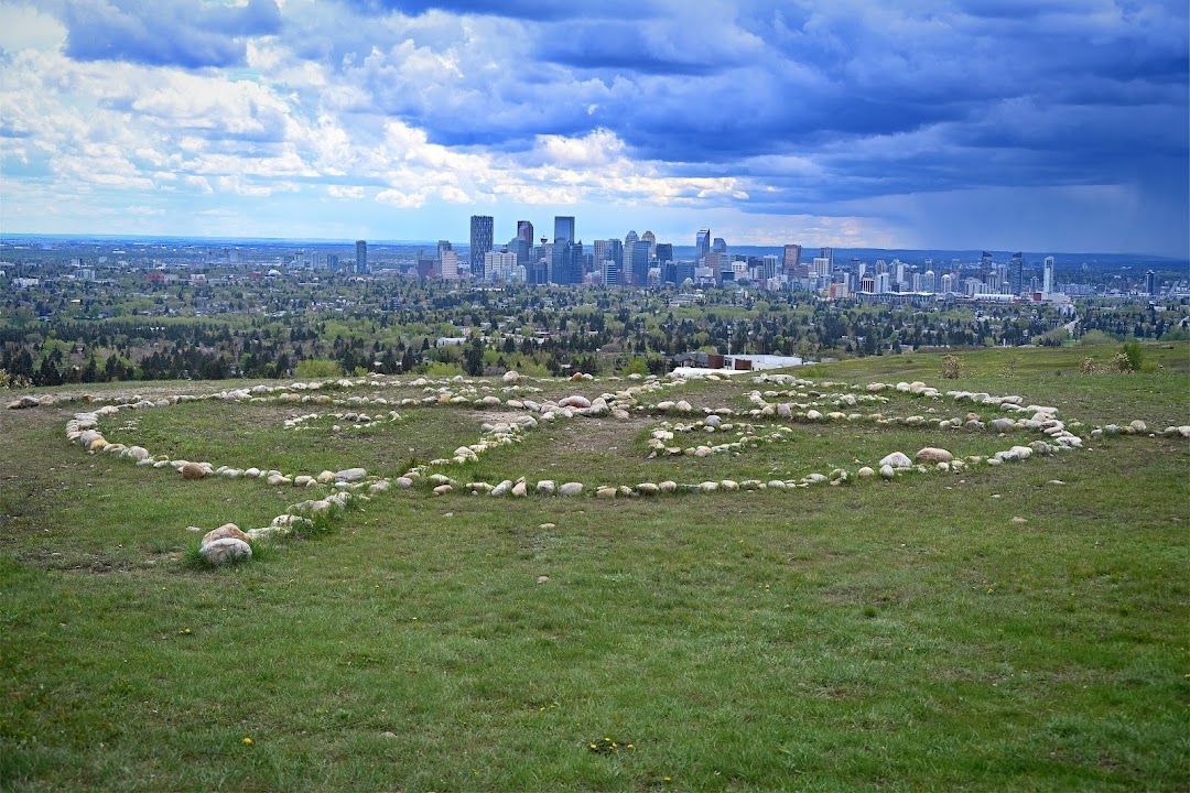 Nose Hill Summit Viewpoint