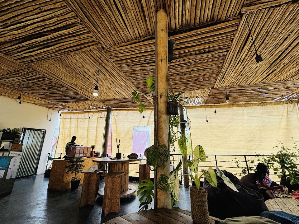 BaraBara Eat&Sleep