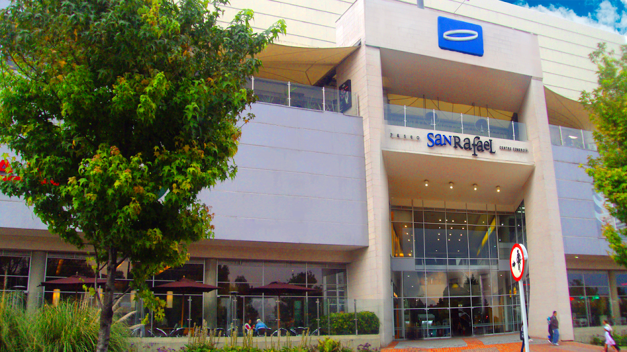 San Rafael Paseo Mall