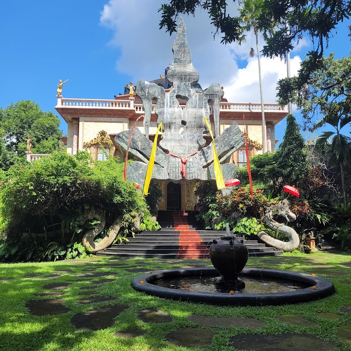 The Blanco Renaissance Museum