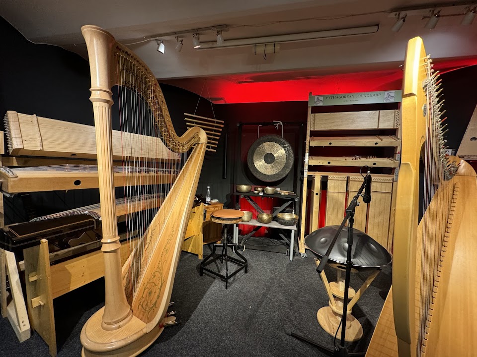 Luc Vanlaere Harpist
